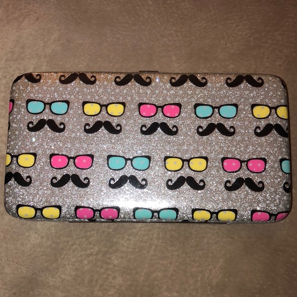 Gently used mustache/glasses wallet :) - Picture 1 of 4